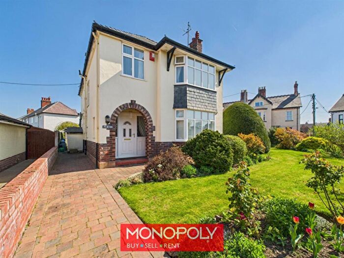 4 Bedroom Property For Sale In Mount Road, St. Asaph, LL17