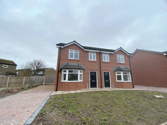 3 Bedroom Semi-Detached House To Rent In Greenway, Fleetwood, Lancashire, FY7