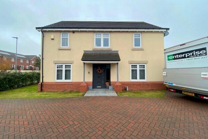 4 Bedroom Detached House To Rent In Bradfield Way, Rotherham, S60