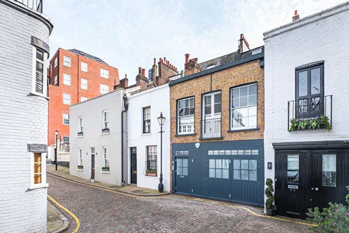 2 Bedroom Mews To Rent In Victoria Grove Mews, Notting Hill, W2