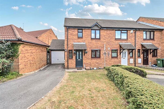 3 Bedroom House For Sale In St. Thomas Close, Fareham, PO16