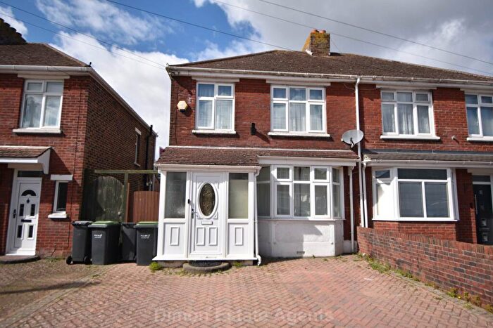 3 Bedroom Semi-Detached House For Sale In Fisgard Road, Elson, PO12