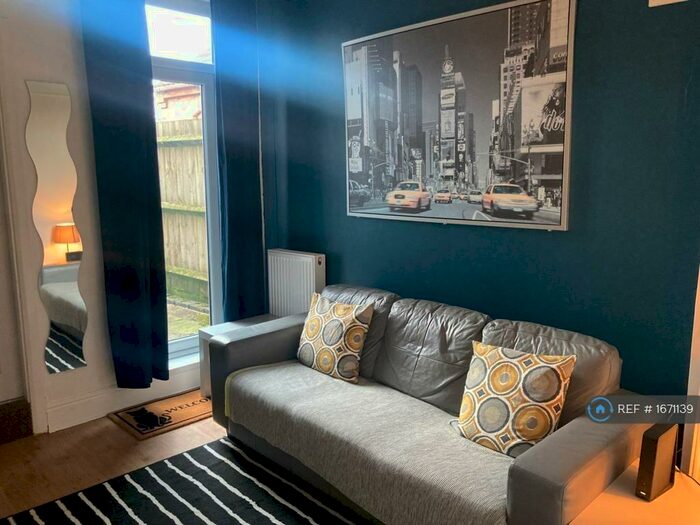 3 Bedroom Terraced House To Rent In Humber Road, Coventry, CV3