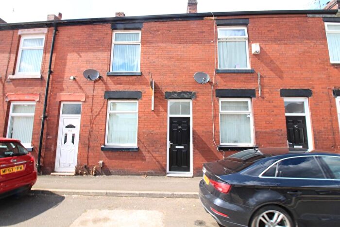 2 Bedroom Terraced House To Rent In Wellington Street, Ashton Under Lyne, OL6
