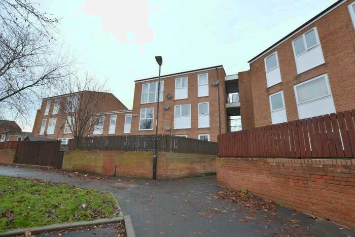 2 Bedroom Flat To Rent In Dunstanburgh Close, Oxclose, Washington, Tyne And Wear, NE38