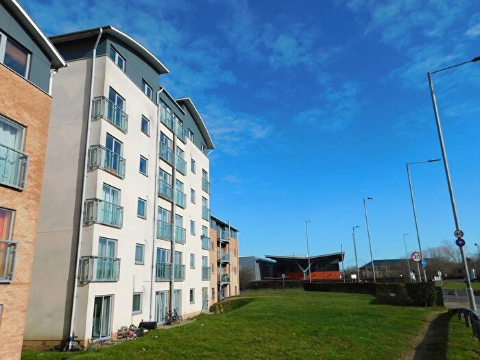 1 Bedroom Flat To Rent In St. James Place, De Grey Road, Colchester, Essex, CO4