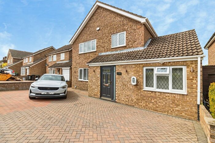 4 Bedroom Detached House For Sale In Marlborough Park, Kempston, Bedford, MK42