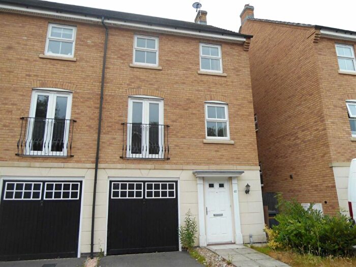 4 Bedroom Semi-Detached House To Rent In Badgerdale WayLittleoverDerby, DE23
