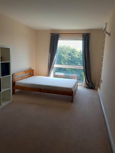 1 Bedroom Flat To Rent In Cedar Court, Longfield Centre, Prestwich, M25
