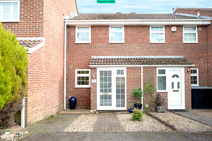 2 Bedroom Terraced House For Sale In Monarch Close, Locks Heath, Southampton, SO31