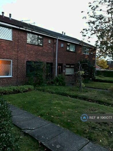 2 Bedroom Terraced House To Rent In Castle Walk, Ashton-Under-Lyne, OL6