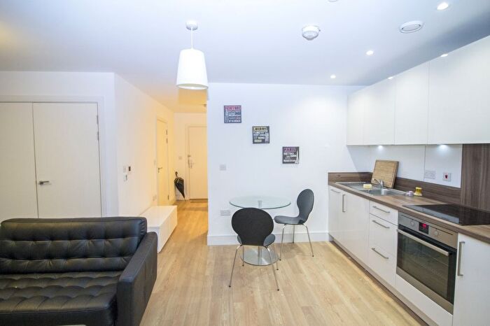Studio To Rent In Hannaford Walk, Bow, London, E3