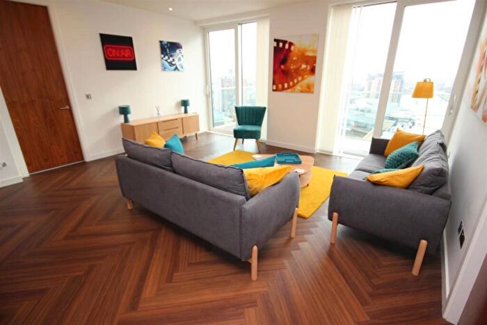 2 Bedroom Flat For Sale In The Lightbox, Salford, Manchester, M50