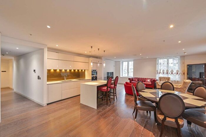 3 Bedroom Flat For Sale In Strand, The Strand, London, WC2R