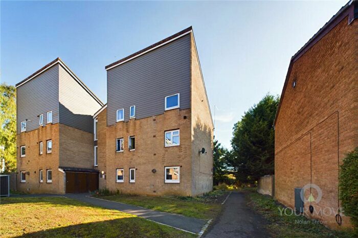 2 Bedroom Flat To Rent In Bellropes Square, Northampton, NN3