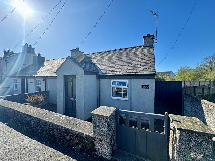 2 Bedroom Semi-Detached House For Sale In Gaerwen, LL60