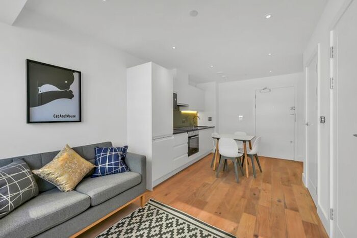 1 Bedroom Flat To Rent In The Residences, Edridge Road, Croydon, CR0