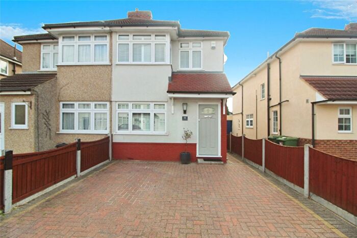 3 Bedroom Semi-Detached House To Rent In Elms Farm Road, Hornchurch, RM12