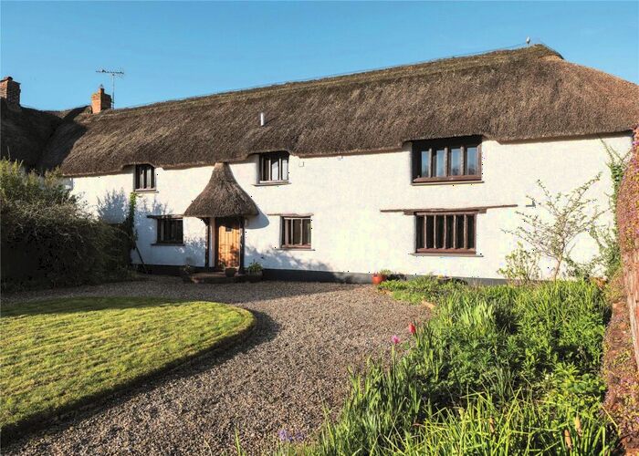 Detached House For Sale In Halberton Court Farm, Halberton, Tiverton, Devon, EX16