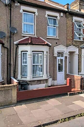 2 Bedroom Terraced House To Rent In Francis Avenue, Ilford, IG1