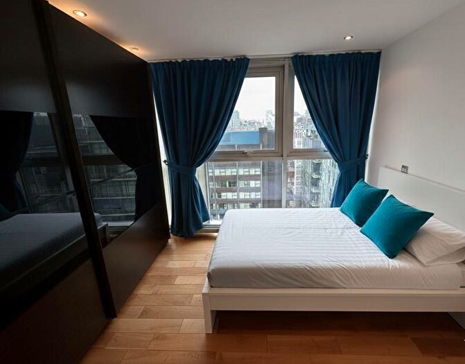 2 Bedroom Flat To Rent In Clowes Street, Salford, M3