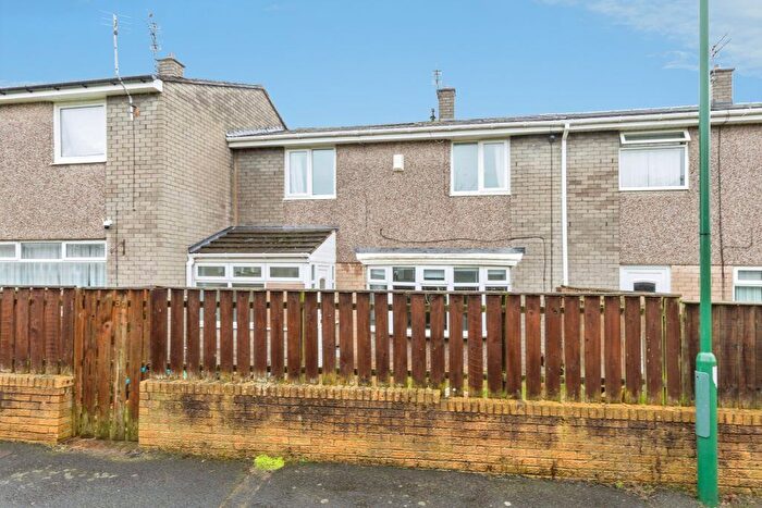 3 Bedroom Terraced House For Sale In Colwyn Parade, Hebburn, NE31