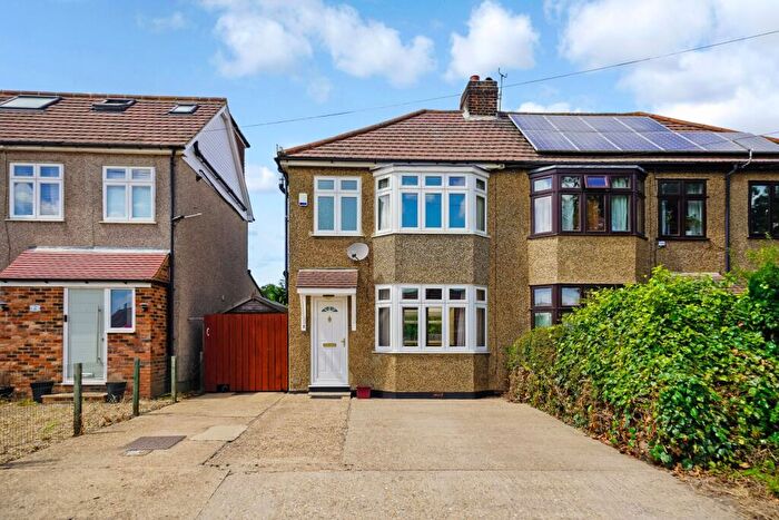 3 Bedroom Semi-Detached House For Sale In Matthews Villas, Old House Lane, Harlow, CM19