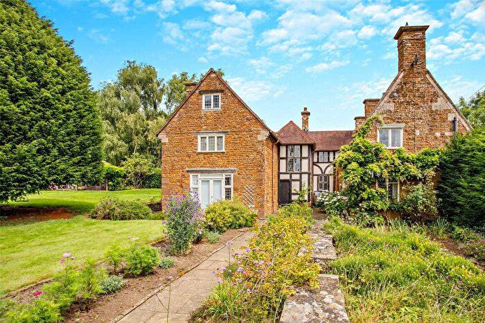 6 Bedroom Detached House For Sale In High Street, Braunston, Oakham, Rutland, LE15