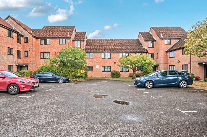 1 Bedroom Flat For Sale In Oakhill Close, Chandler's Ford, Eastleigh, Hampshire, SO53