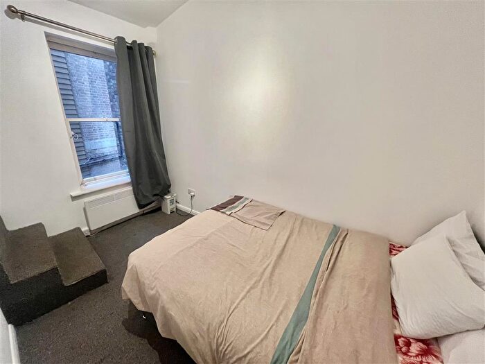 2 Bedroom Apartment To Rent In Bath Street, Nottingham, NG1