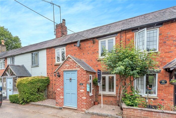 3 Bedroom Detached House For Sale In Sibford Gower, Banbury, OX15