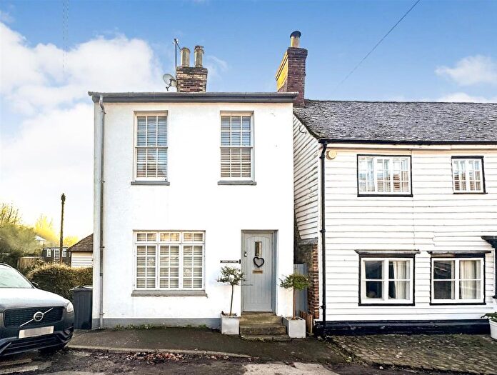 3 Bedroom Cottage For Sale In Broad Street, Sutton Valence, Maidstone, ME17