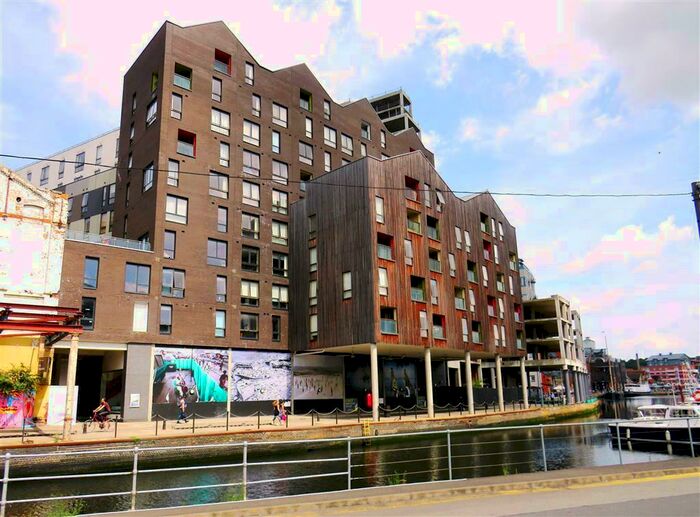 2 Bedroom Apartment To Rent In College Street, Ipswich, IP4