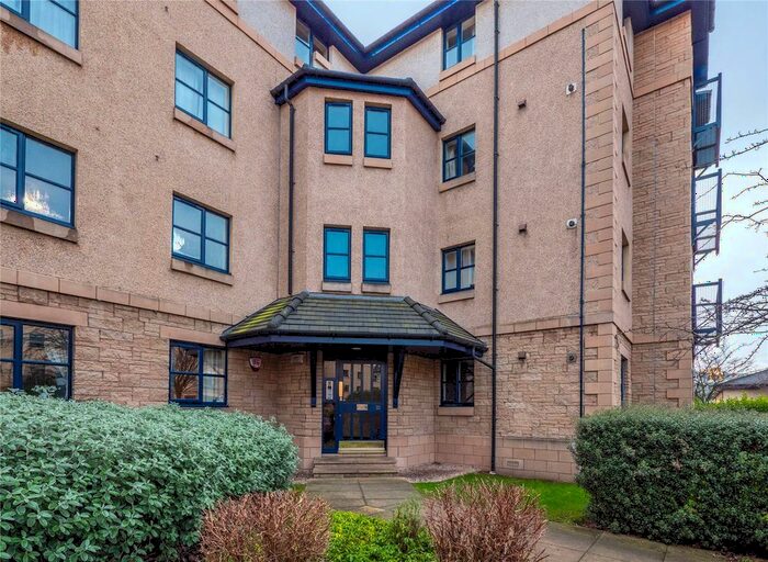 2 Bedroom Flat To Rent In Russell Gardens, Edinburgh, EH12