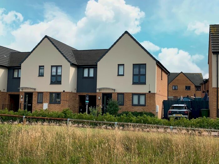 4 Bedroom Terraced House To Rent In Harper Crescent, Peterborough, PE4