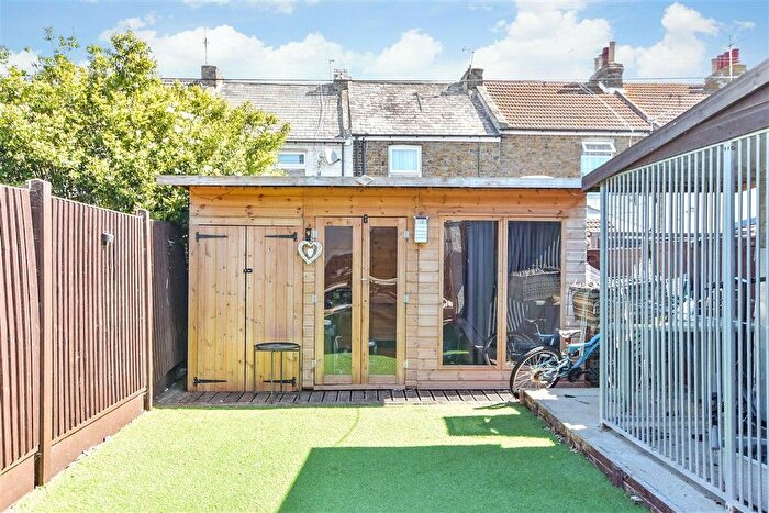 3 Bedroom Terraced House For Sale In Osborne Terrace, Margate, Kent, CT9