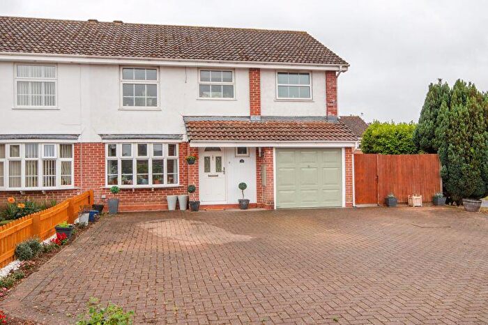 5 Bedroom Semi-Detached House For Sale In West Totton, SO40