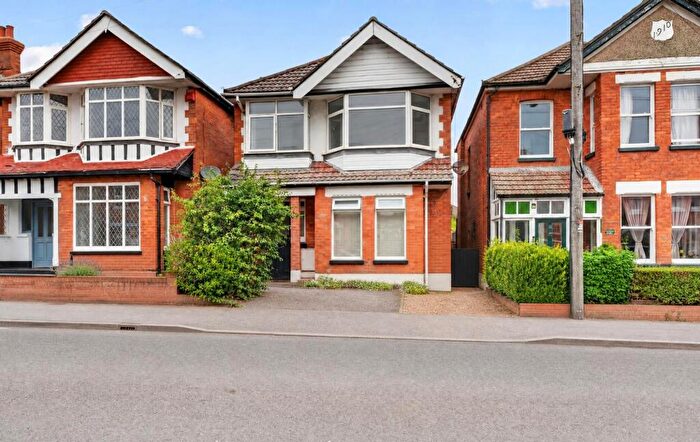 2 Bedroom Flat To Rent In Hillbrow Road, Bournemouth, BH6