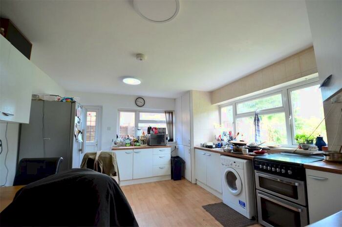 5 Bedroom End Of Terrace House To Rent In Student Property -, Gibbions Road, Selly Oak, Birmingham, B29