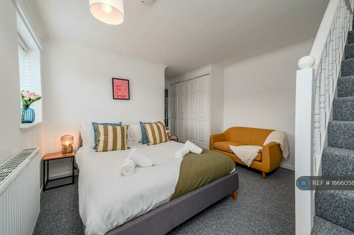 4 Bedroom Semi-Detached House To Rent In Jackson Road, Cambridge, CB4