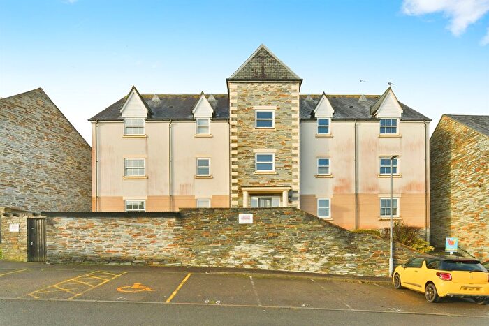 2 Bedroom Flat For Sale In Grassmere Way, Pillmere, Saltash, PL12