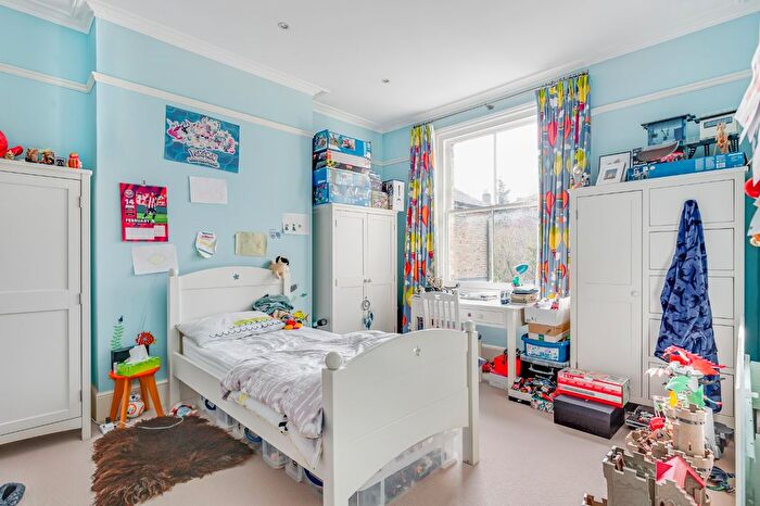 5 Bedroom End Of Terrace House To Rent In Halford Road, Richmond, TW10