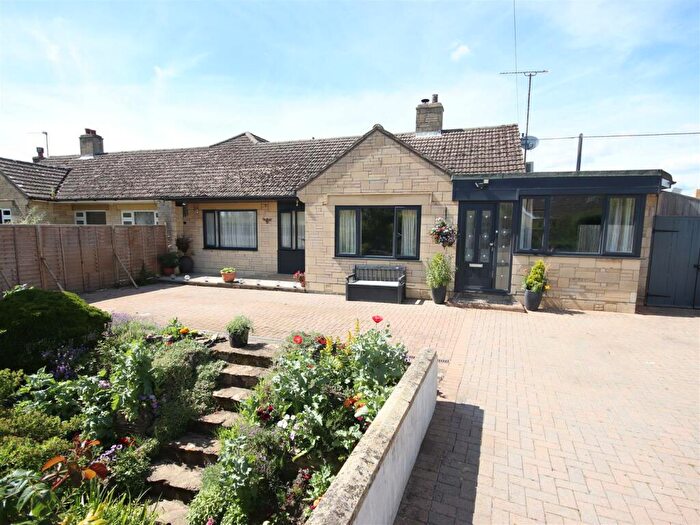 3 Bedroom Bungalow For Sale In Jesmond Dene, Main Road, Christian Malford, Chippenham, SN15