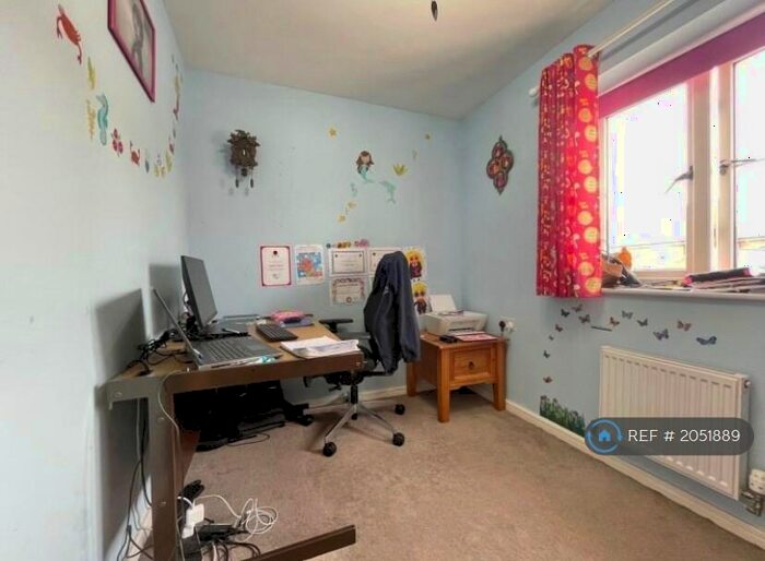 3 Bedroom Detached House To Rent In Canberra Chase, Brooklands, Milton Keynes, MK10