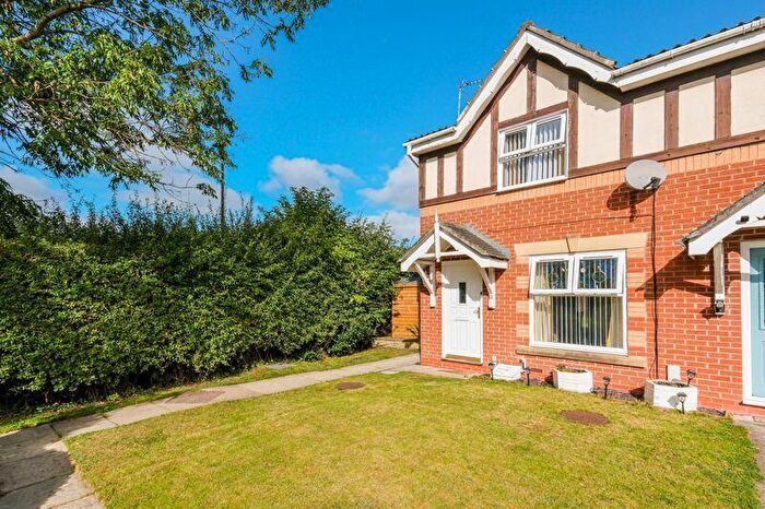 3 Bedroom End Of Terrace House For Sale In Bramblefields, Northallerton, DL6