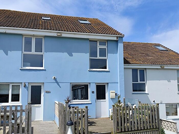 3 Bedroom Terraced House For Sale In Camullas Way, Newquay, TR7
