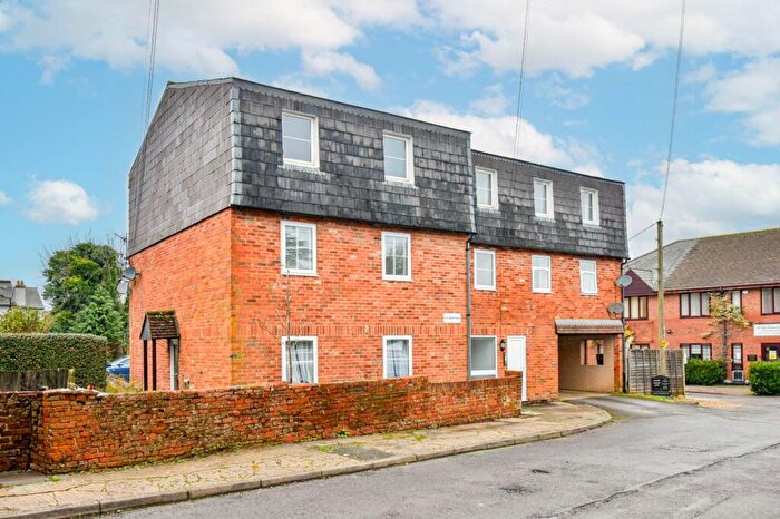 2 Bedroom Apartment For Sale In London Road, Marlborough, Wiltshire, SN8