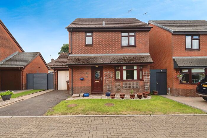 3 Bedroom Detached House For Sale In Jasmine Close, Tiverton, EX16