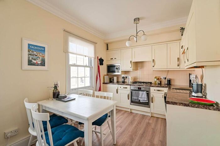 1 Bedroom Flat For Sale In Cloudesley Place, Islington, London, N1