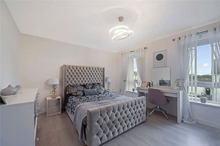 2 Bedroom End Of Terrace House For Sale In Ardencraig Terrace, Glasgow, Glasgow City, G45
